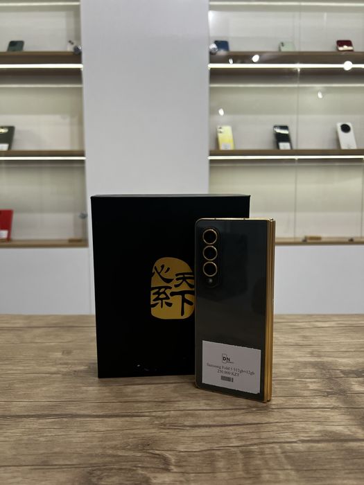 Samsung Galaxy Z Fold 4 (512gb)