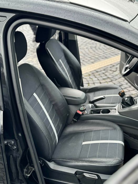 Ford Kuga Titanium 4WD