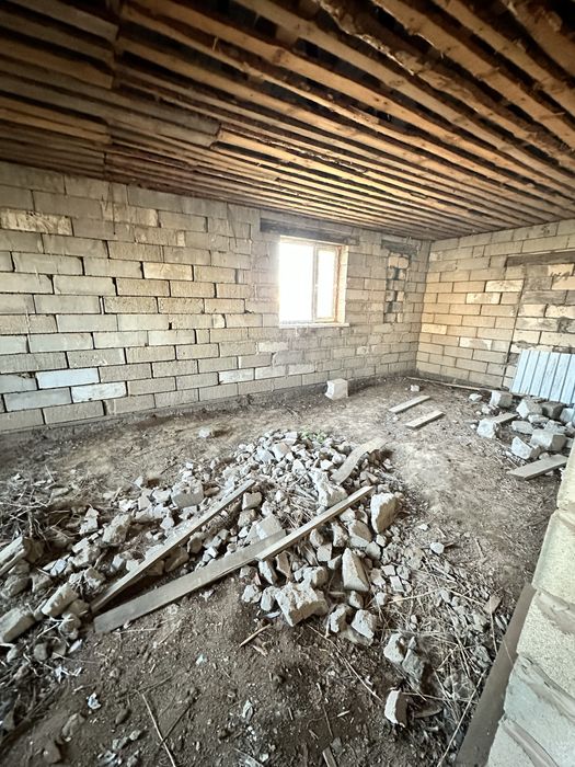 Продам дом в поселке Коянды.