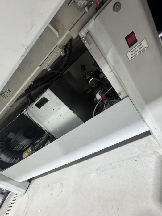 Masa de Taiat Zund M-1200 Flatbed Plotter