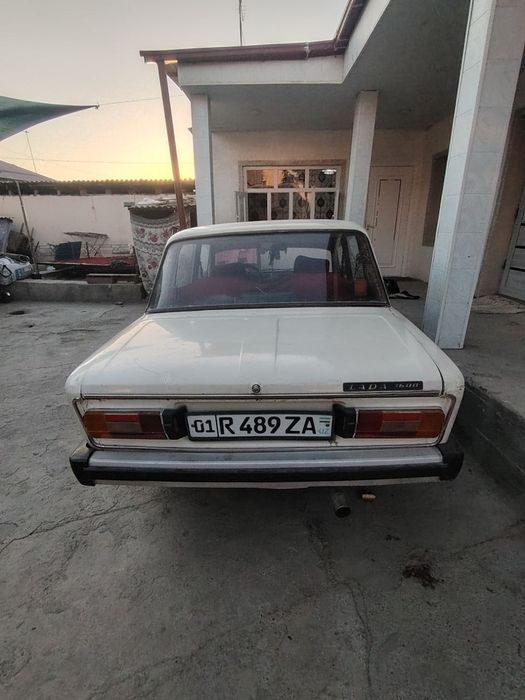mashina sotiladi vaz 2106