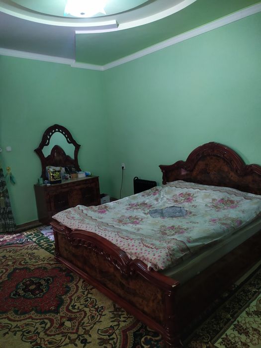 Ховли сотилади . Солнечныйда !