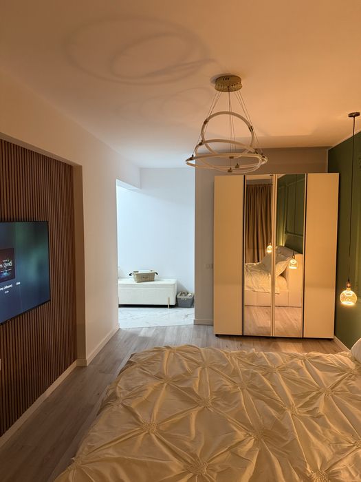 Studio nou 42 mp + parcare