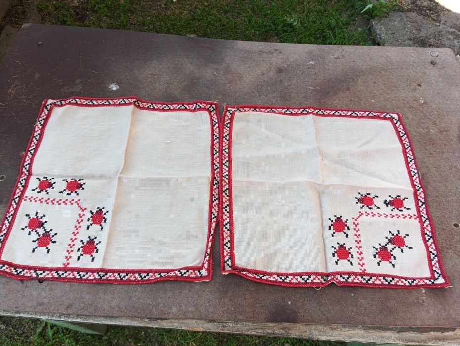 Стари ръчно бродирани кърпички