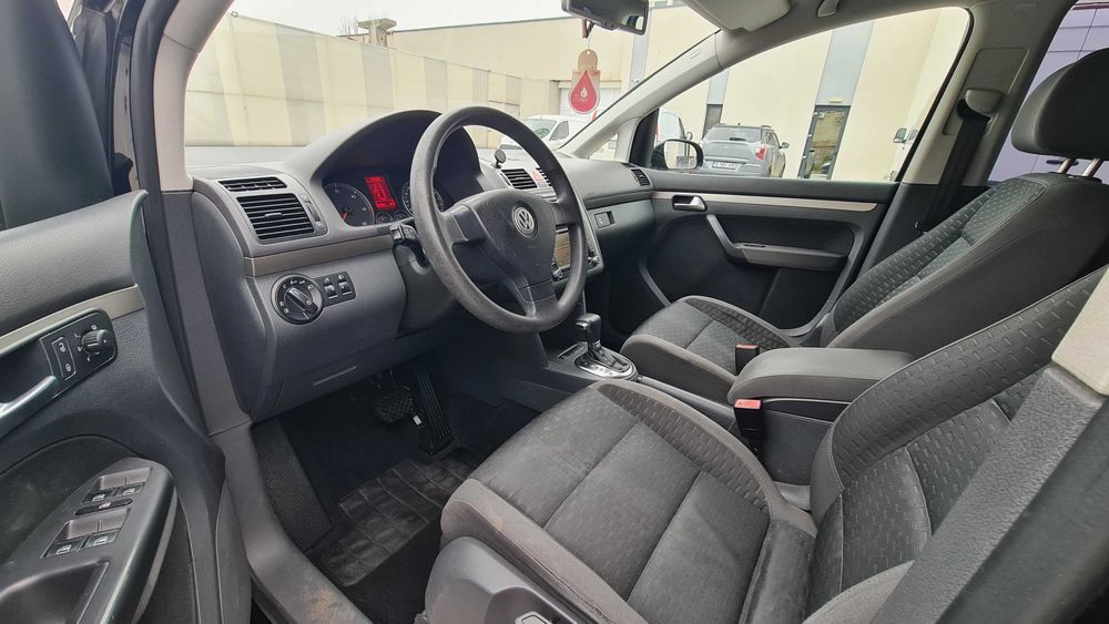 VOLKSWAGEN Touran 2009 — imagine 5