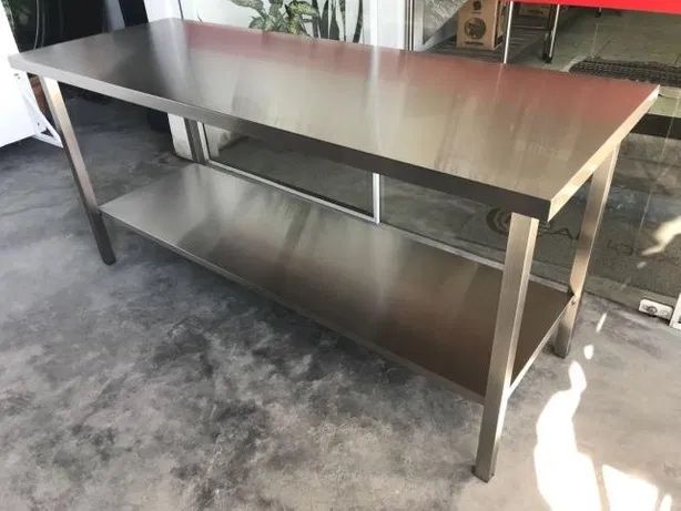 Hota profesională de inox
