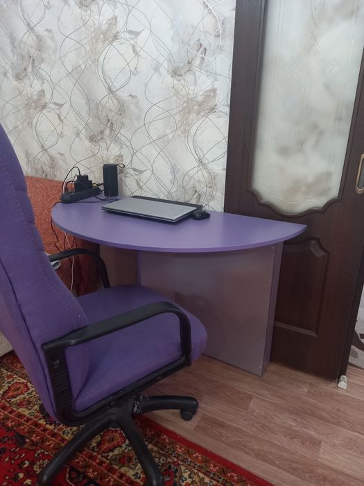 стол, кресло, тумба