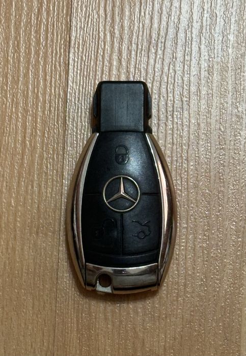 Ключ рыбка на Мерс w211