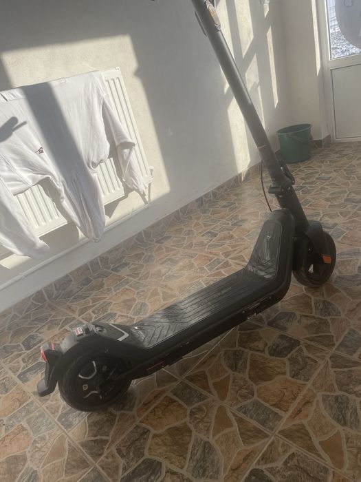 Trotinetă niu pro3