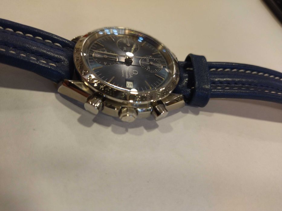 Omega speedmaster 1750043