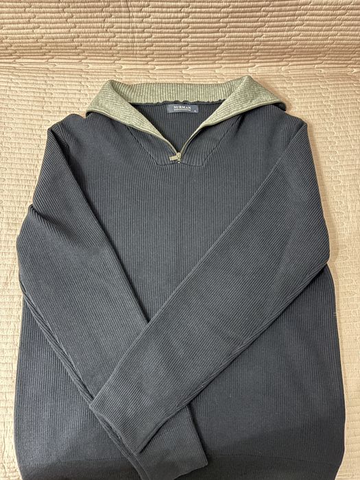 Плотно вязанный полузамок новый темно-синий