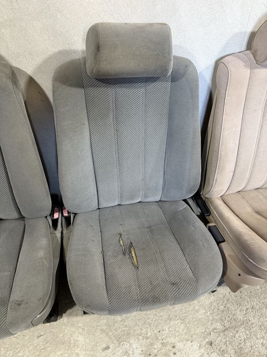 Серые сидения на BMW e34