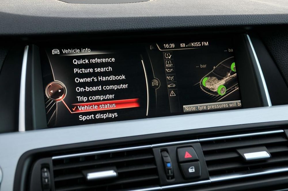 Bmw seria 5 520 Facelift - euro 6(fără AdBlue), 2 rânduri de jante