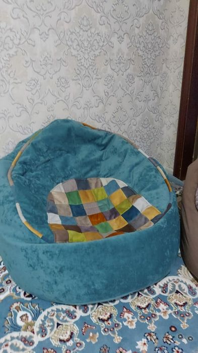 Пуфики новые хорошие