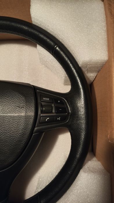 Volan BMW F10 cu încălzire