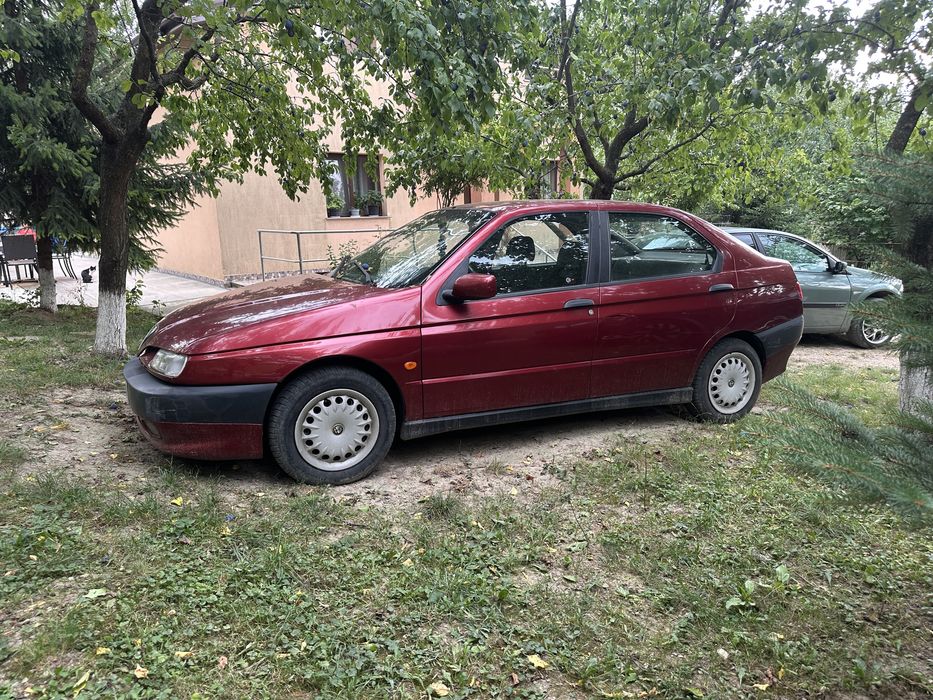 ALFA ROMEO 146 1995 — imagine 2