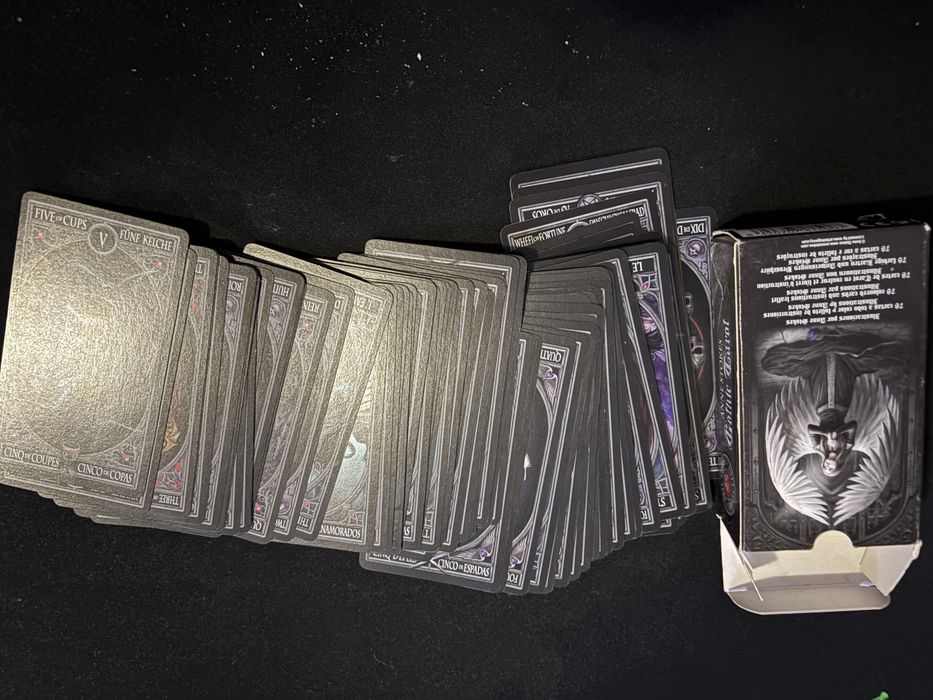 Carti tarot nefolosite