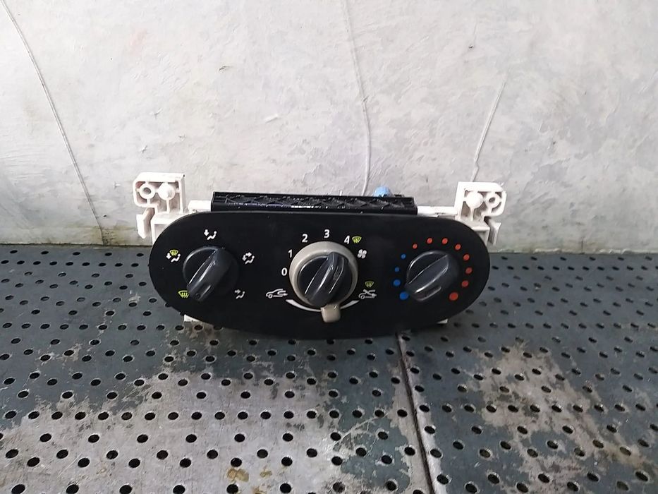 Panou comanda clima ac dacia logan ls n106277p t1001640a