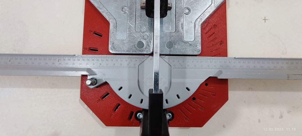 Продам кафелерез RUBY 93cм