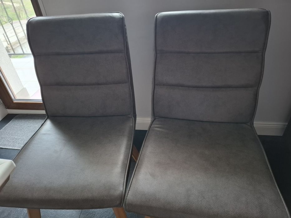 Трапезени  столове