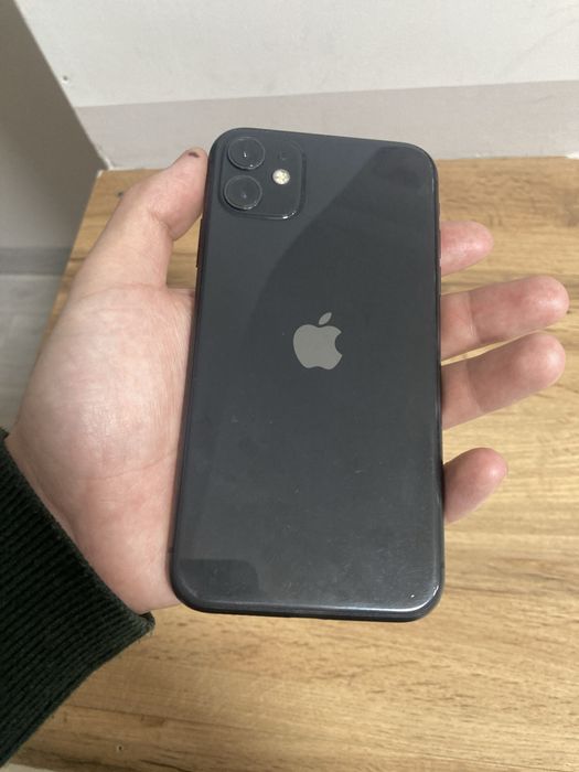 iPhone 11 АКБ:100%