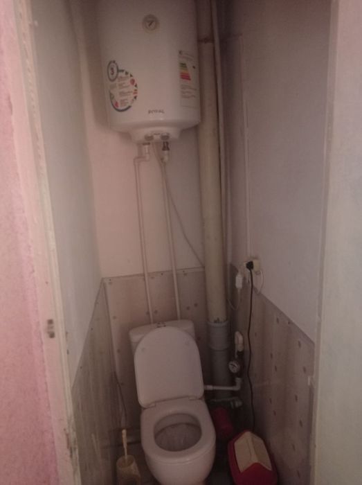 Табаштын касындагы 64 домда 3этаж да 3ханалы уй сатылады