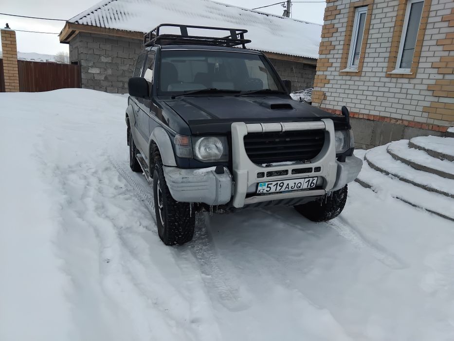 Продам мitsubishi поджеро 2