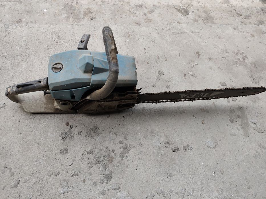 Мотопила сотилади ишлаб турибти