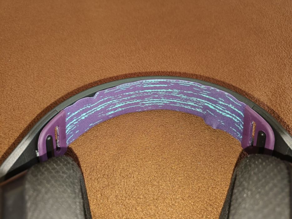 Слушалки Logitech G335