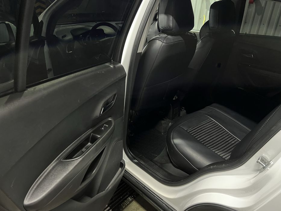 Tracker 1 Primer Srochna Sotvoman !!