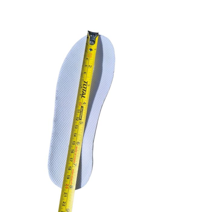 Adidași FILA 32 albi, foarte comozi, potriviți și pentru școală, fete, baieti, unisex