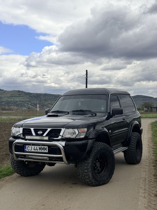 Nissan Patrol Y61