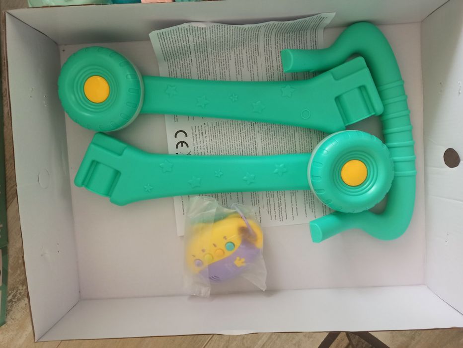 Нова музикална проходилка / Walker Moni