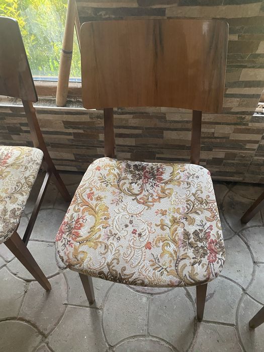 Scaun tapitat impecabil-4buc