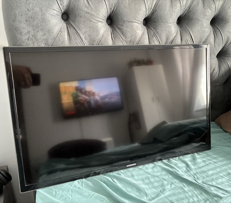Televizor Samsung 81,3 cm (32") HD Negru