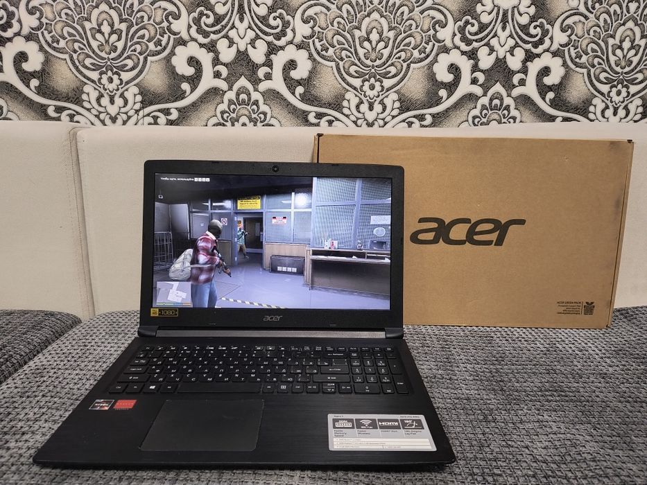 Ноутбук Асер игровой с документами