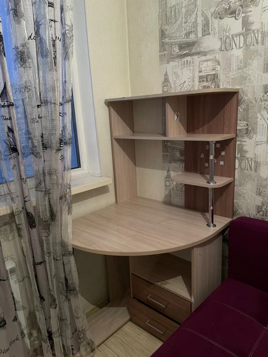 Спальный гарнитур, столик, шкаф