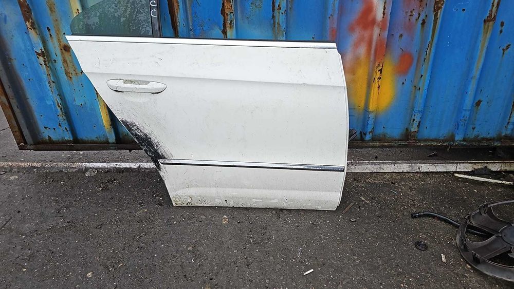 Usa dreapta fata/spate Volkswagen Passat Cc an 2010