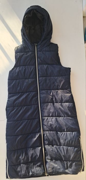 Vestă matlasată pe talie