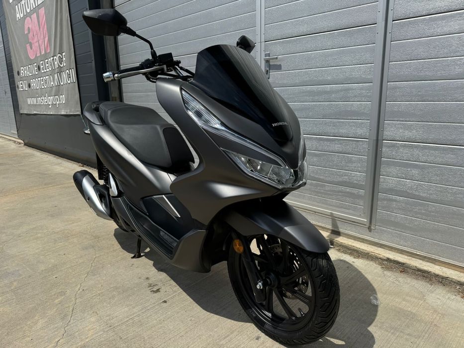 FunMoto vinde Honda PCX 125cm 2019 ABS Permis B