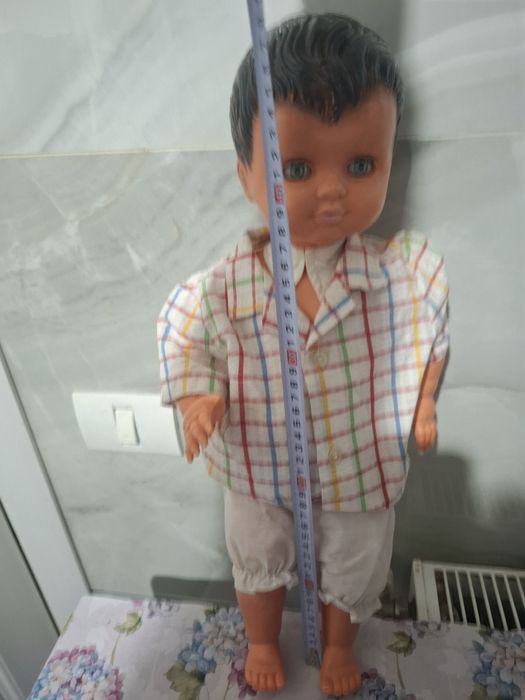 Papusa celuloid veche anii 1940-1950 băietel 52 cm