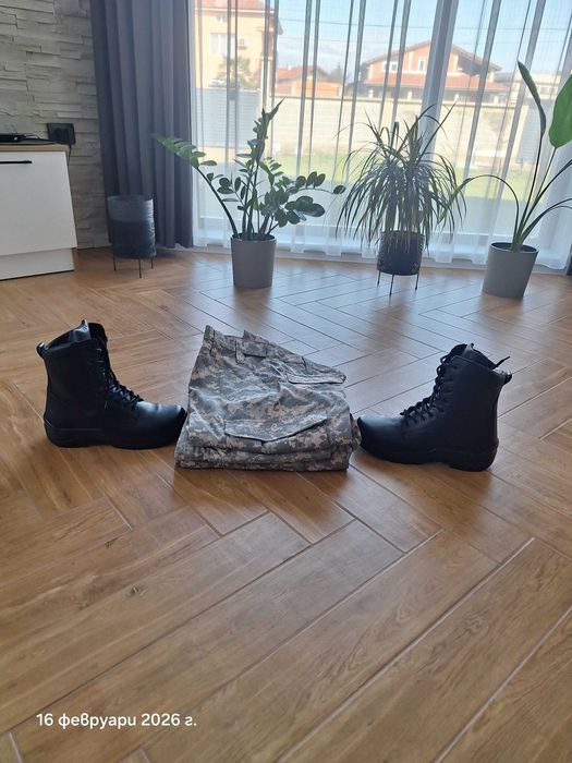 Камуфлажен екип.