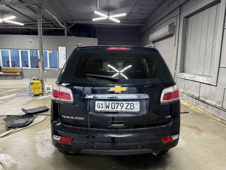 Traiblazer LTZ  26.700