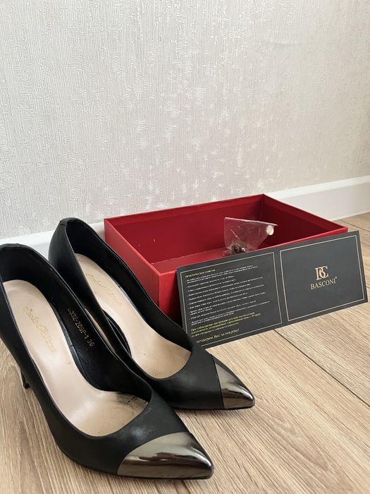 Туфли от саша фабиани 37 размер