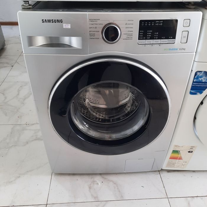 Холодильник в отличном рабочем состоянии