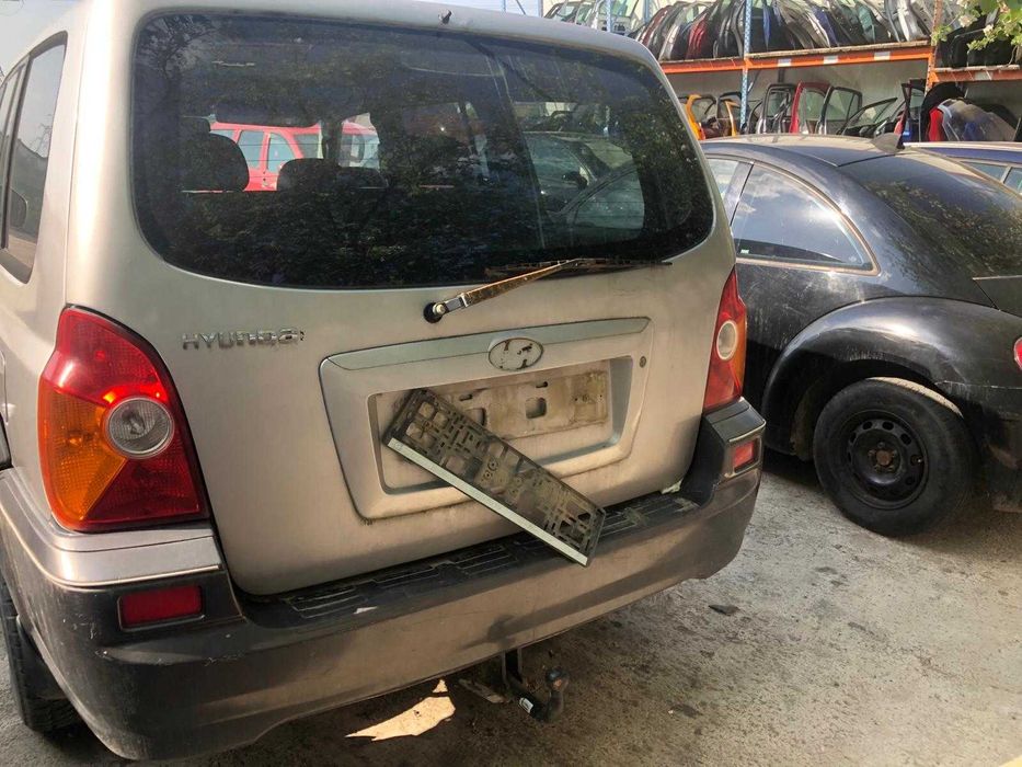 Dezmembram Hyundai Terracan 2.9 Diesel