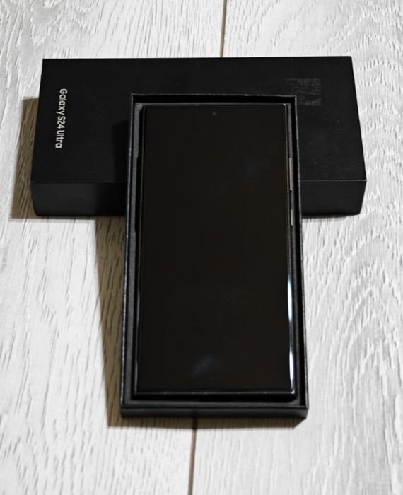 Продам Самсунг S24 Ultra