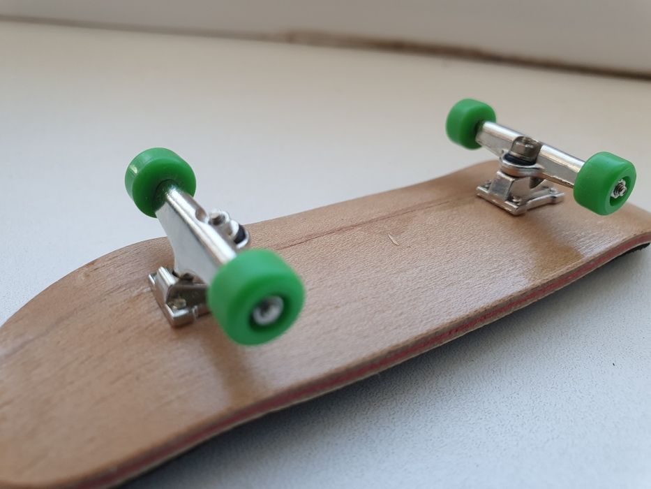 Фингерборд настольный