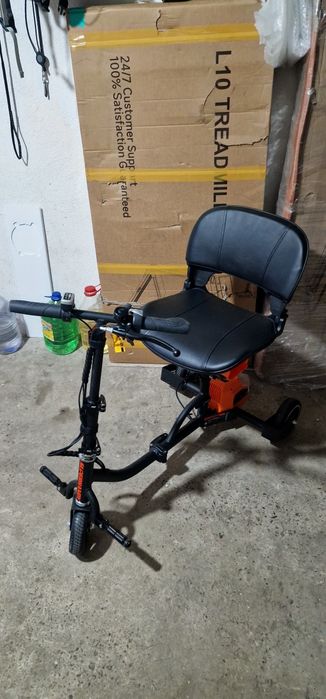 Scuter electric pentru persoane cu dizabilități