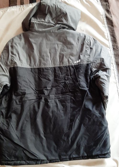 Geaca Decathlon 12 ani 143 - 152 cm